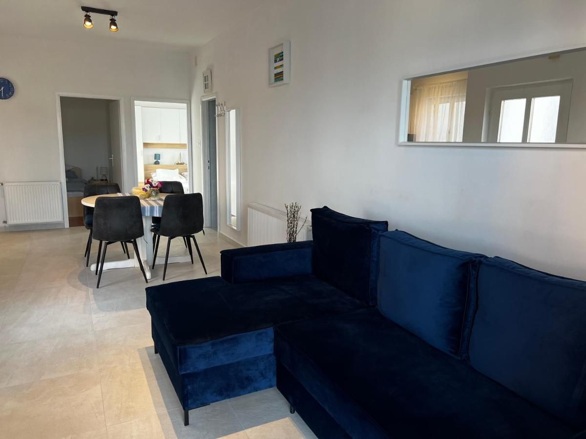 Dnevni prostor - Apartmani Klarin Jezera, Jezera