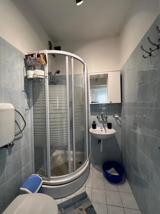 Kupaonice - Apartmani Klarin Jezera, Jezera